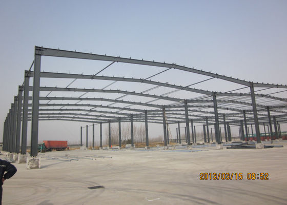 プレキャストされた設計ライト鋼鉄建物は鉄骨構造の倉庫を組立て式に作りました
