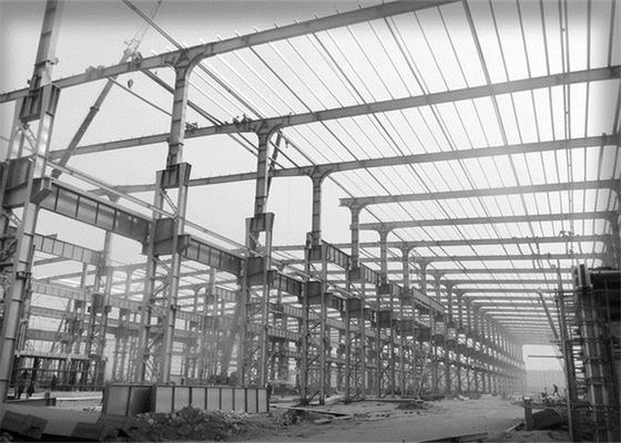 美しいレイアウトが付いているプレハブの工場鉄骨構造の研修会