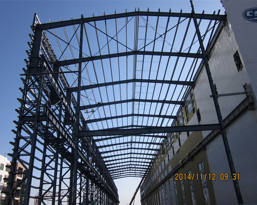 カスタマイズされたプレハブの産業重い大きいスパンの金属の構造の鋼鉄研修会