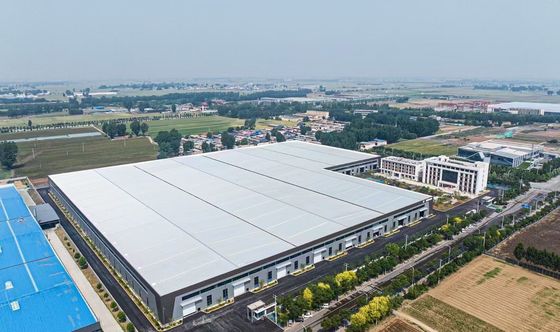 耐久性のある鋼鉄構造 サンドイッチパネルコーティングによる倉庫設計と製造ソリューション