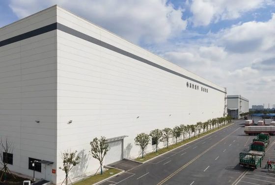 鋼鉄構造の建設のための最良の解決策 精製されたワークショップの建物